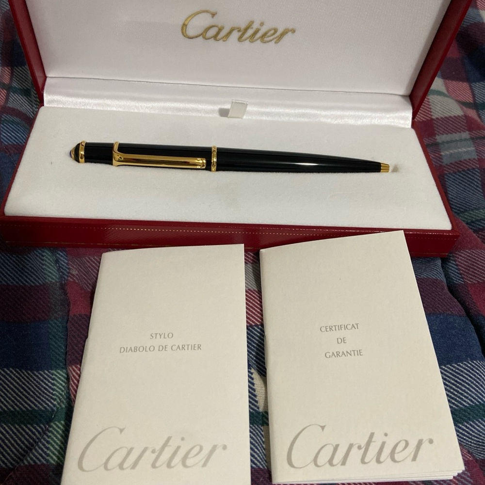 Cartier Black and Gold Writing Instrument - Picture 3 of 4